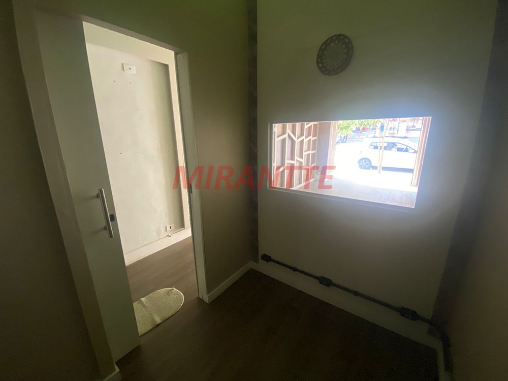 Comercial de 36m² em Santana