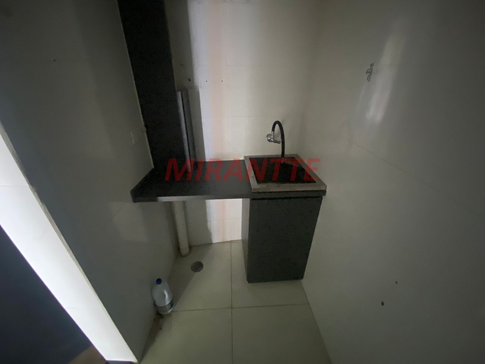 Comercial de 36m² em Santana