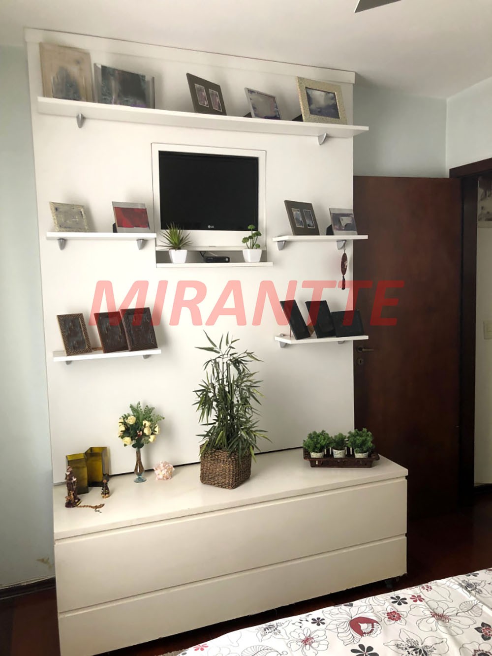 Apartamento de 75m² com 2 quartos em Vila Milton