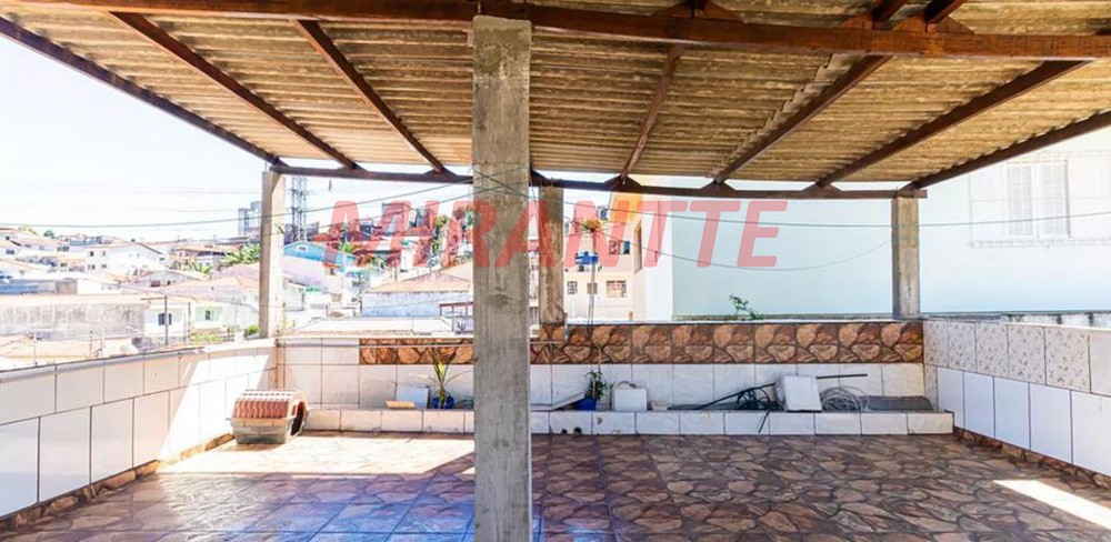 Sobrado de 1000m² com 8 quartos em Vila Paiva