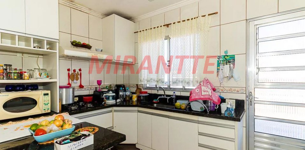 Sobrado de 1000m² com 8 quartos em Vila Paiva