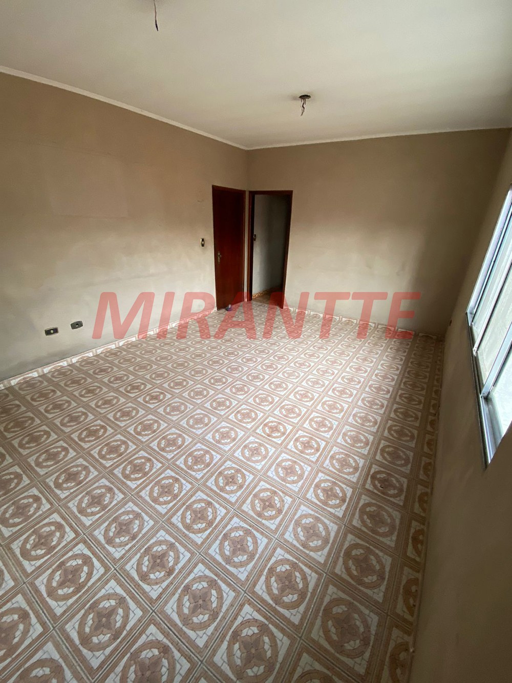 Casa terrea de 200m² com 3 quartos em Santa Teresinha