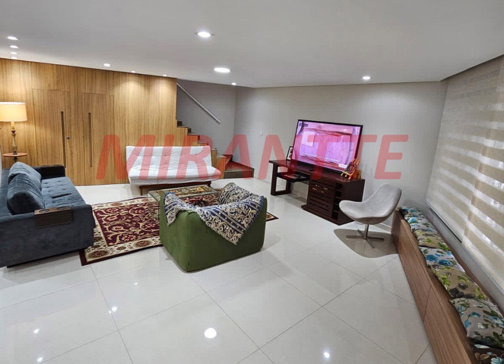 Sobrado de 184m² com 4 quartos em Jardim Paraiso