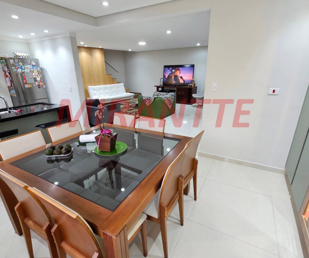 Sobrado de 184m² com 4 quartos em Jardim Paraiso