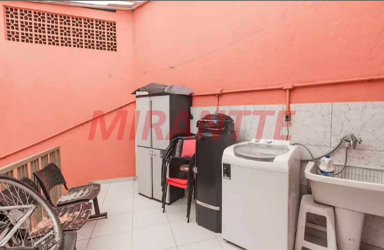 Sobrado de 280m² com 3 quartos em Casa Verde