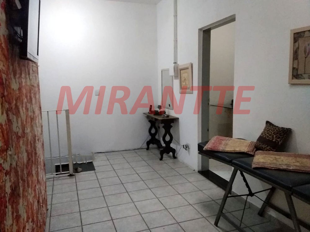 Comercial de 220m² em Vila Medeiros