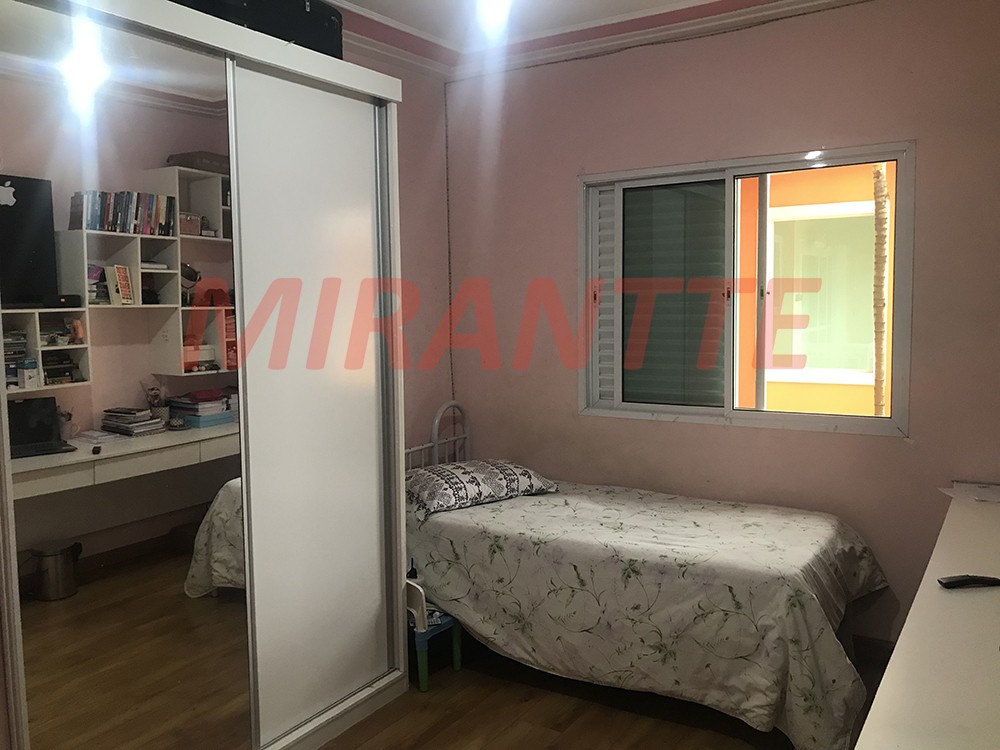 Sobrado de 514m² com 4 quartos em Santa Teresinha