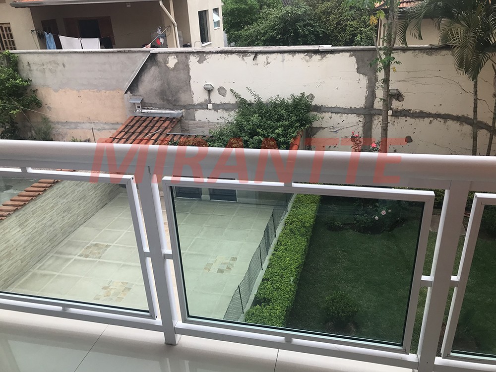 Sobrado de 514m² com 4 quartos em Santa Teresinha
