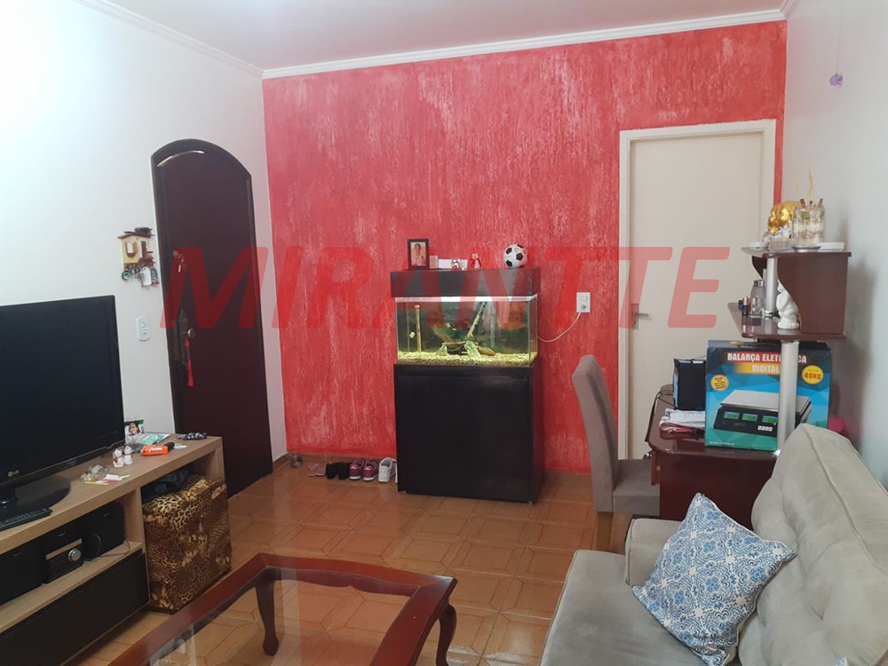 Sobrado de 136m² com 3 quartos em Jardim Peri