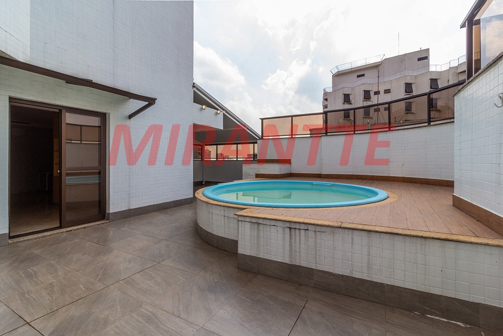 Cobertura de 2.9m² com 3 quartos em Santana