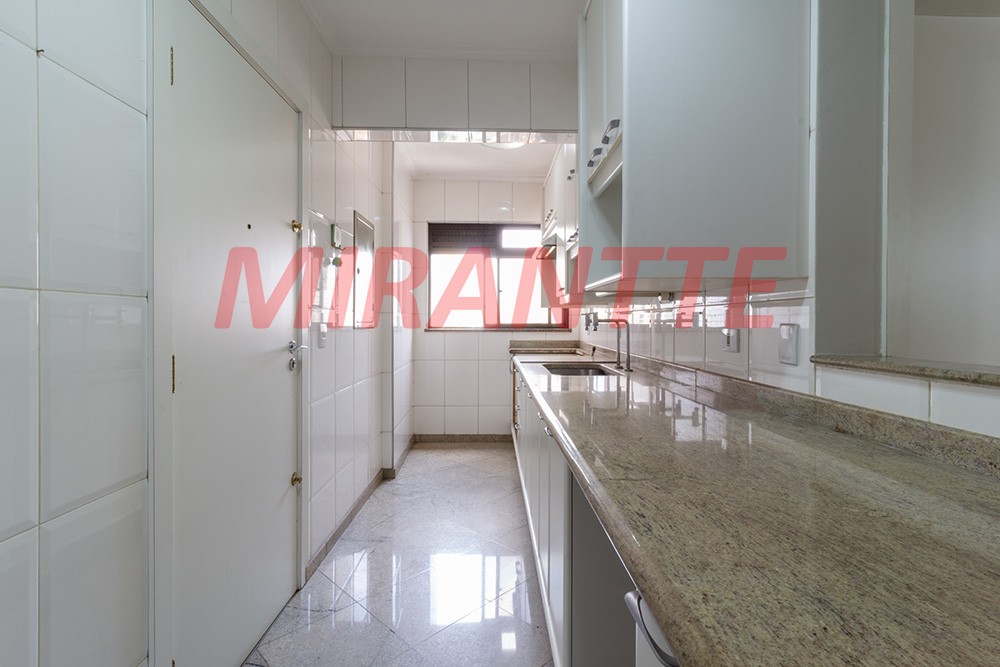Cobertura de 2.9m² com 3 quartos em Santana