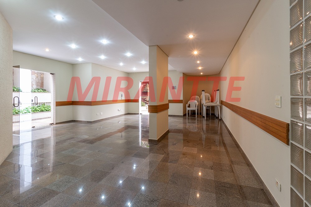 Cobertura de 2.9m² com 3 quartos em Santana