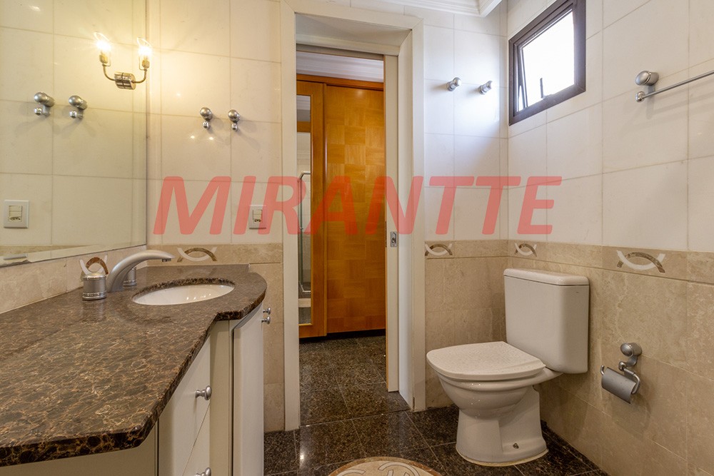 Cobertura de 2.9m² com 3 quartos em Santana