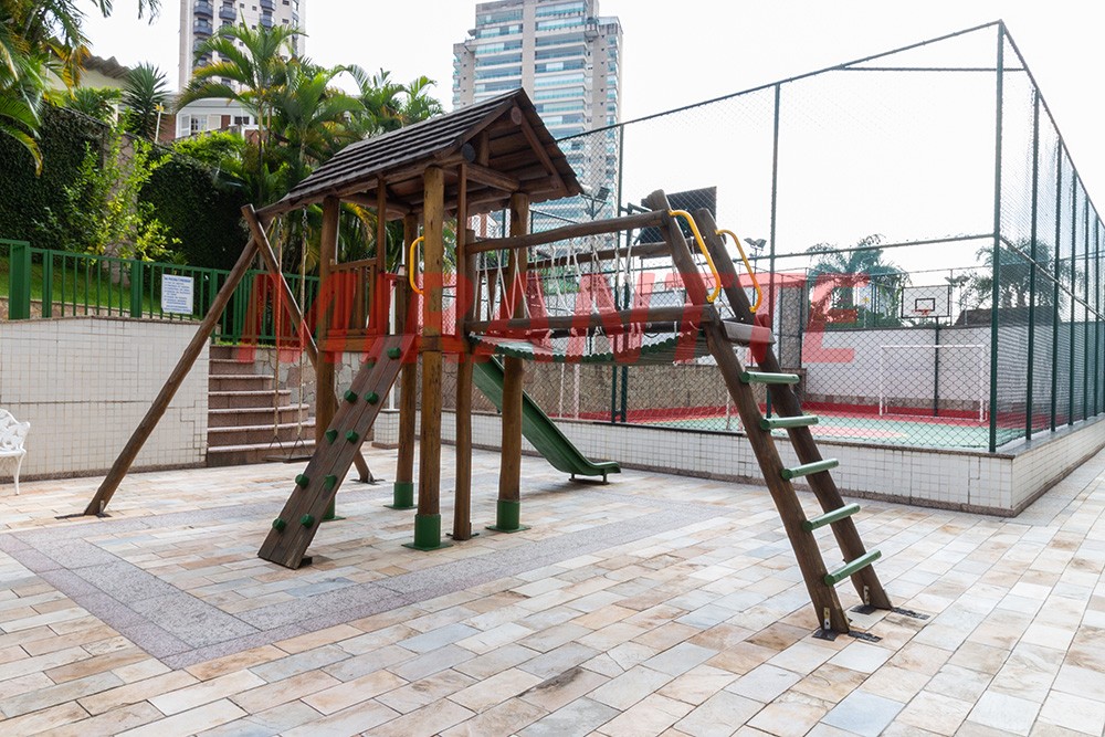 Cobertura de 2.9m² com 3 quartos em Santana