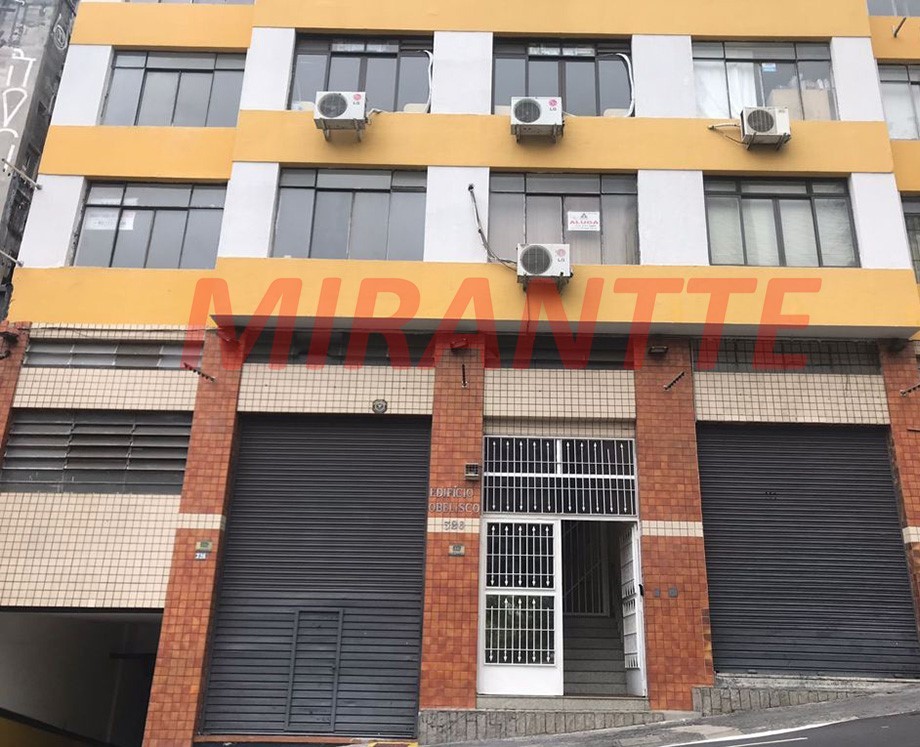 Comercial em Sé