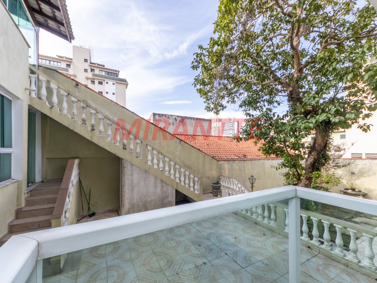 Sobrado de 300m² com 4 quartos em Vila Pauliceia