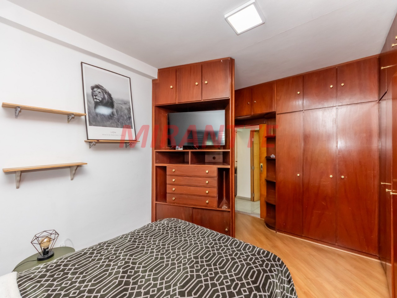 Sobrado de 300m² com 4 quartos em Vila Pauliceia