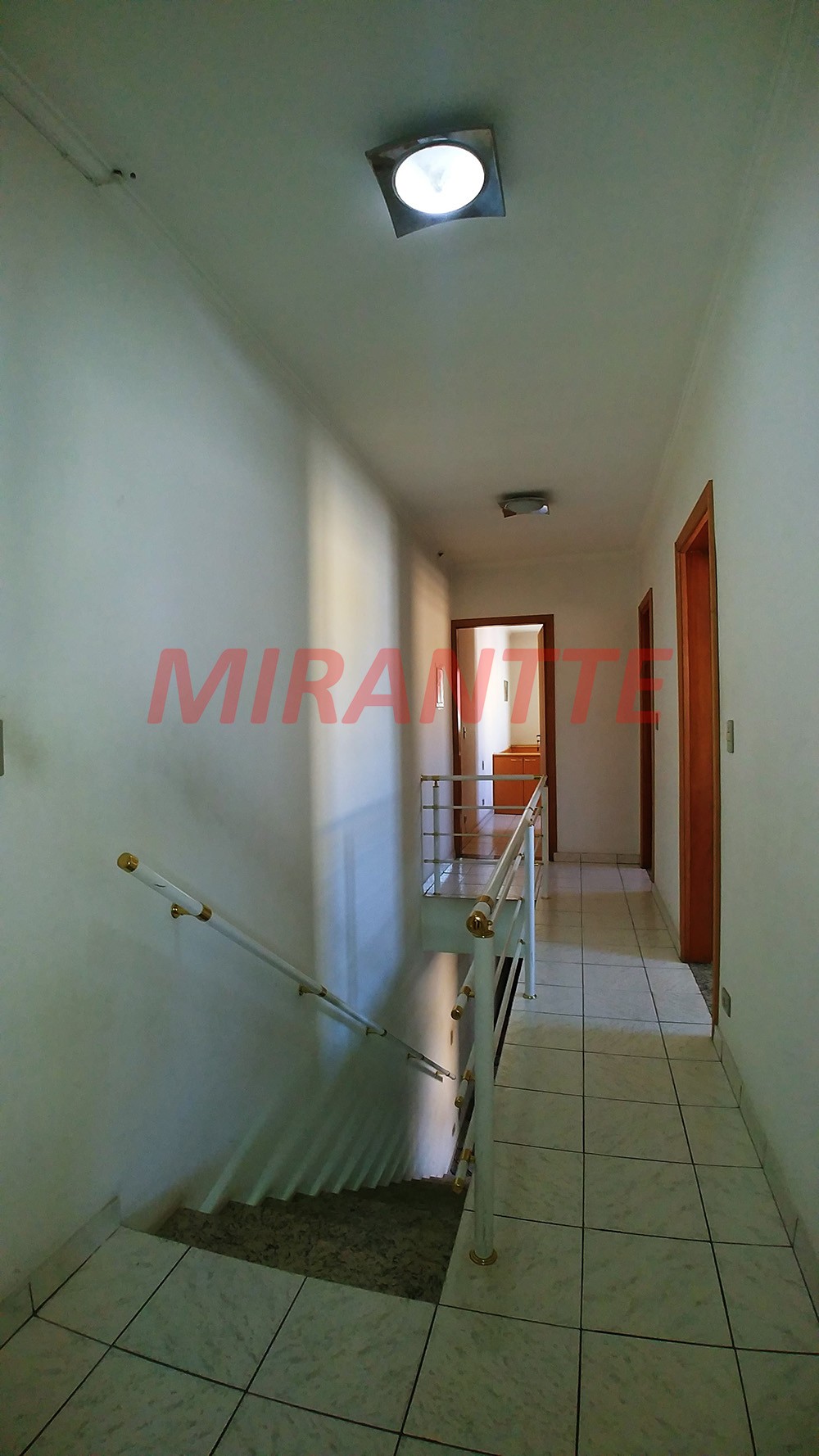 Sobrado de 326m² com 3 quartos em Mandaqui
