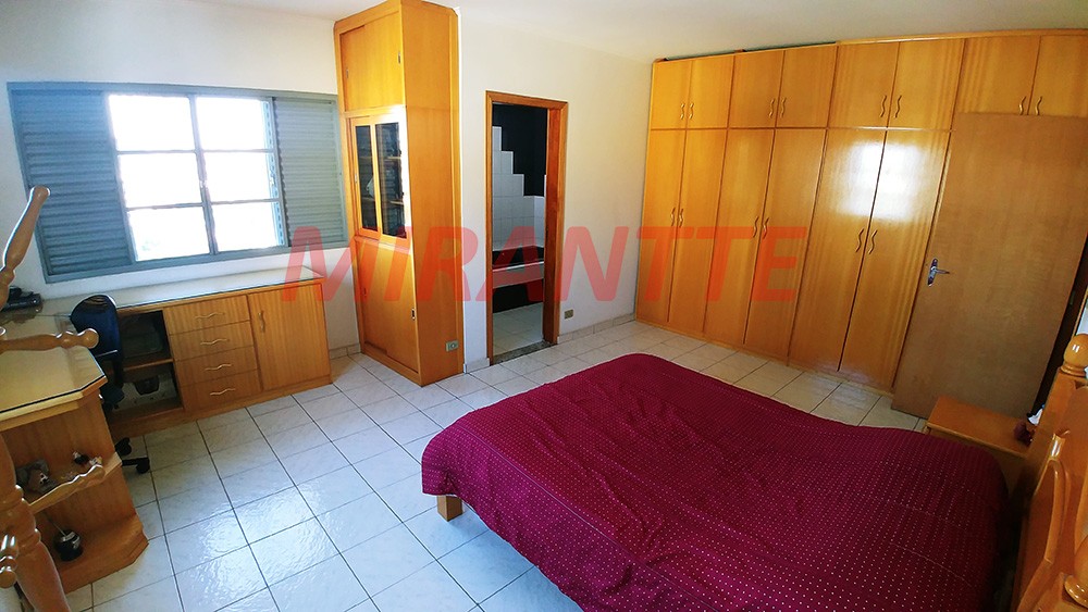 Sobrado de 326m² com 3 quartos em Mandaqui