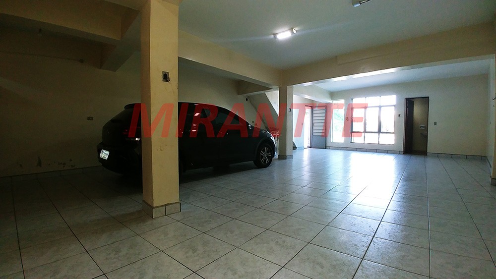 Sobrado de 326m² com 3 quartos em Mandaqui
