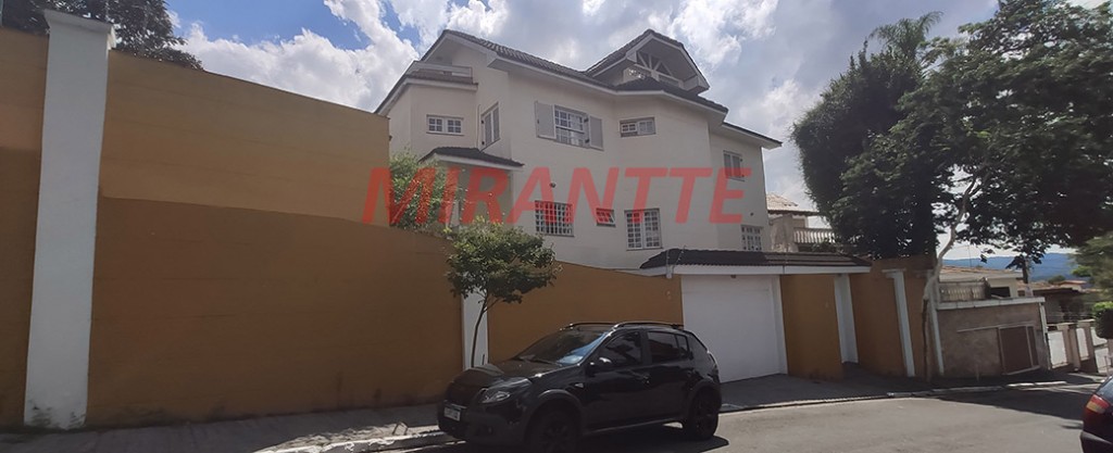 Sobrado de 377m² com 4 quartos em Tucuruvi