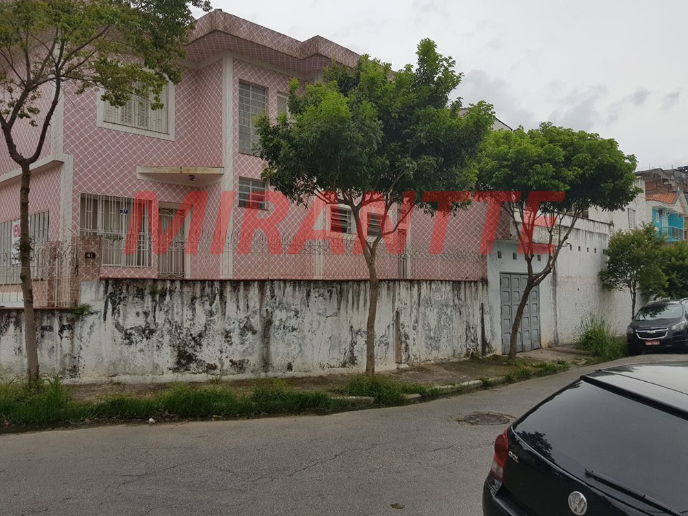 Sobrado de 158m² com 3 quartos em Vila Constança