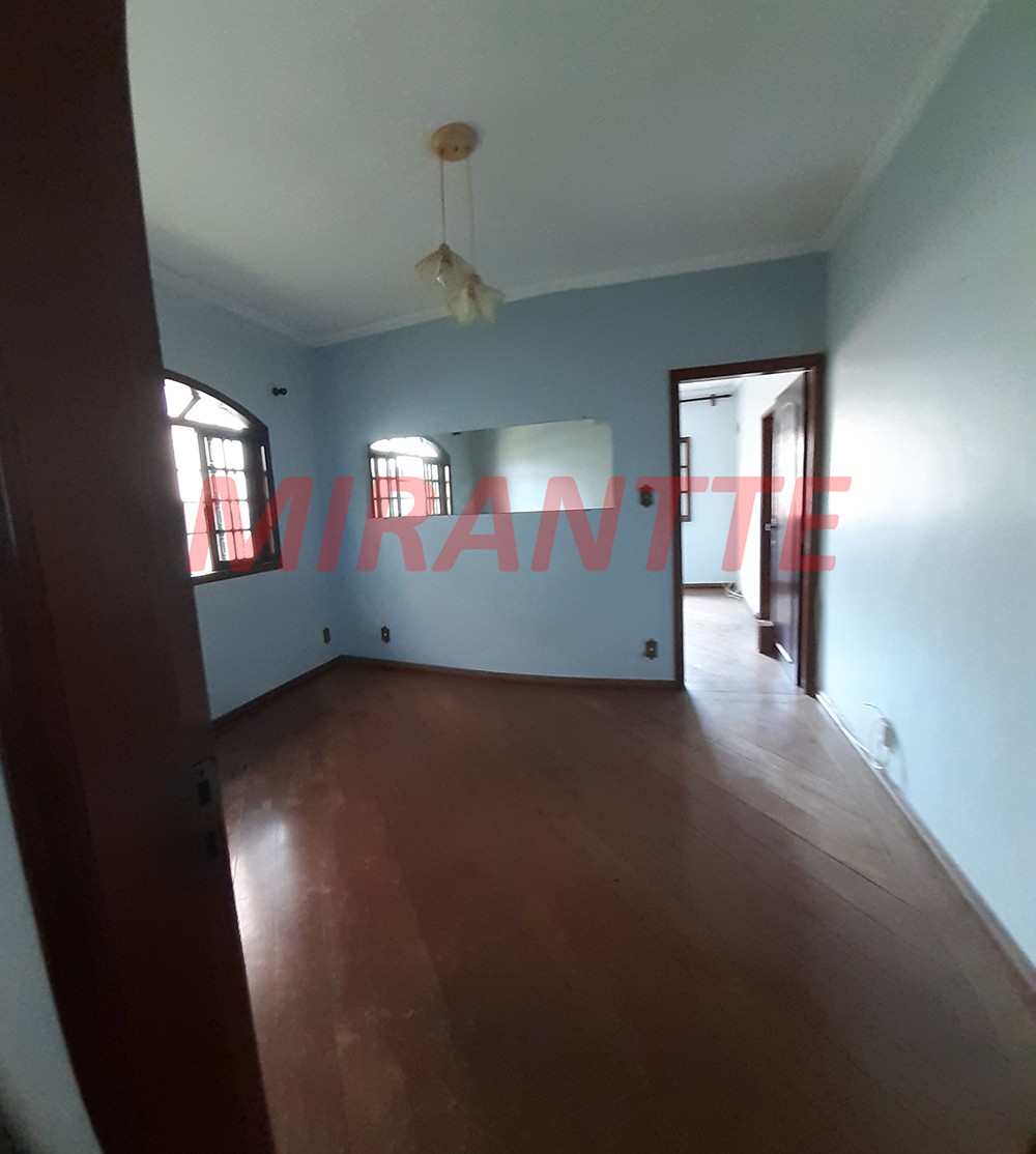 Sobrado com 3 quartos em Tremembe