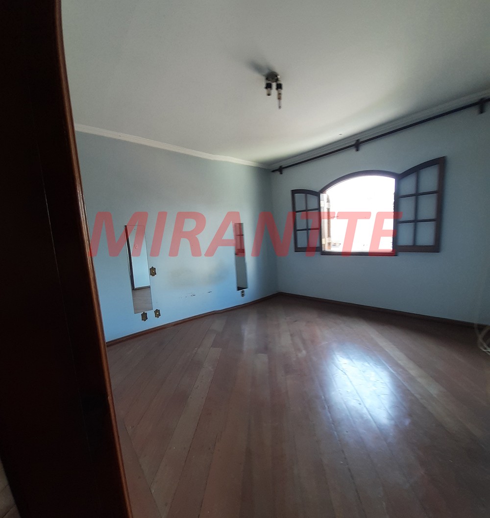 Sobrado com 3 quartos em Tremembe