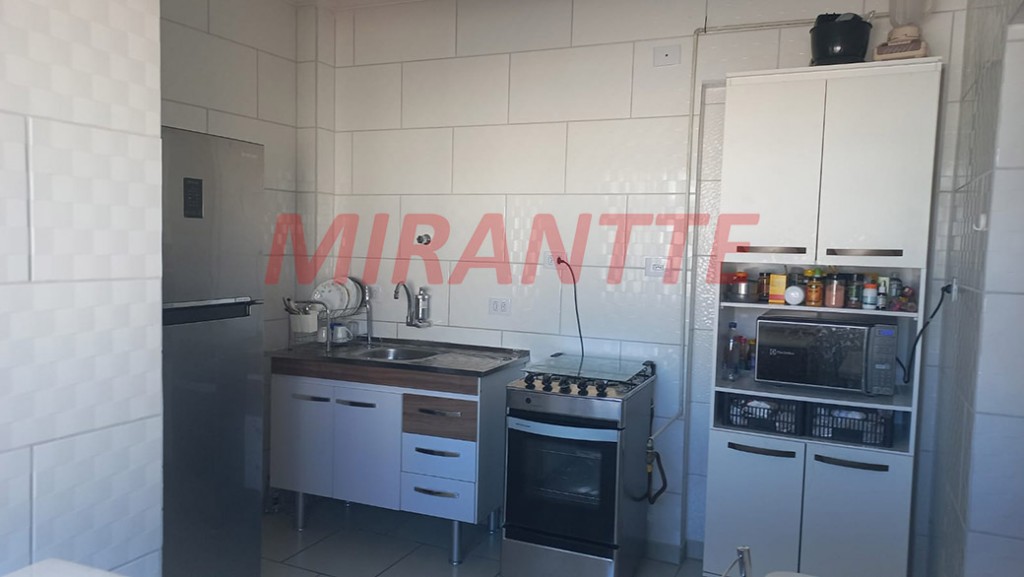 Apartamento com 3 quartos em Santana
