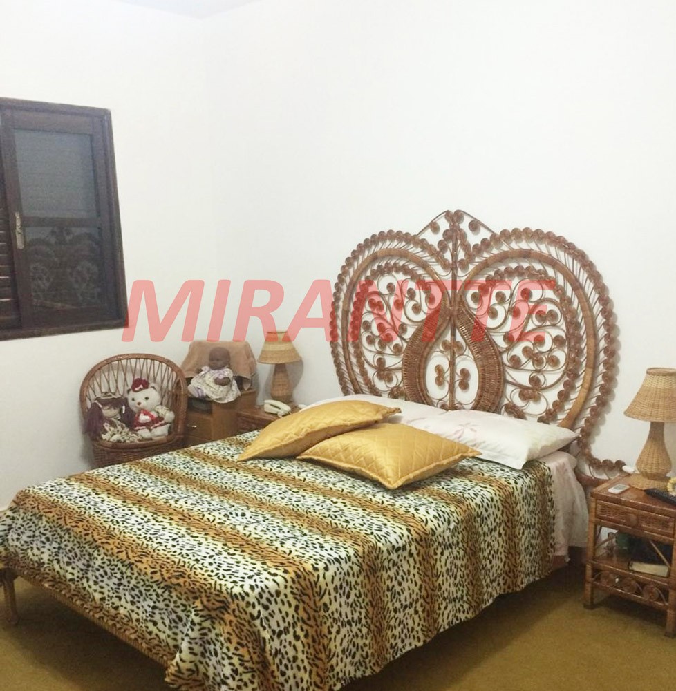Sobrado de 152m² com 2 quartos em Vila Galvão