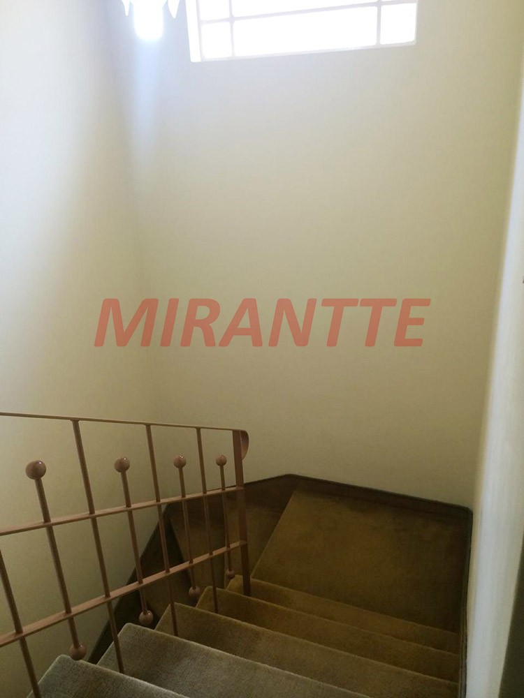 Sobrado de 152m² com 2 quartos em Vila Galvão