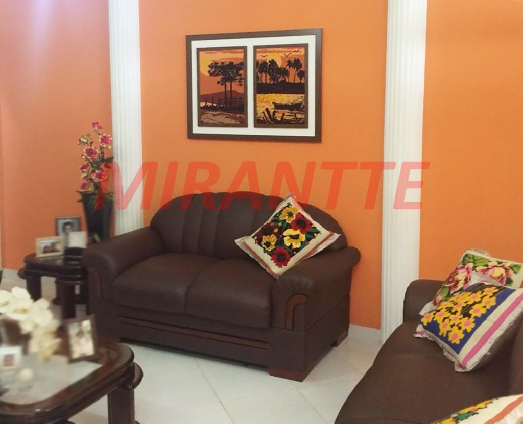 Sobrado de 152m² com 2 quartos em Vila Galvão