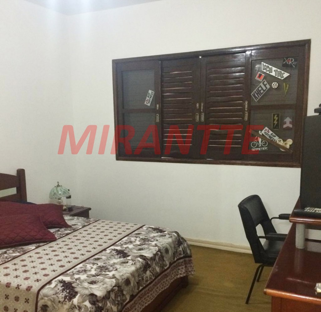 Sobrado de 152m² com 2 quartos em Vila Galvão