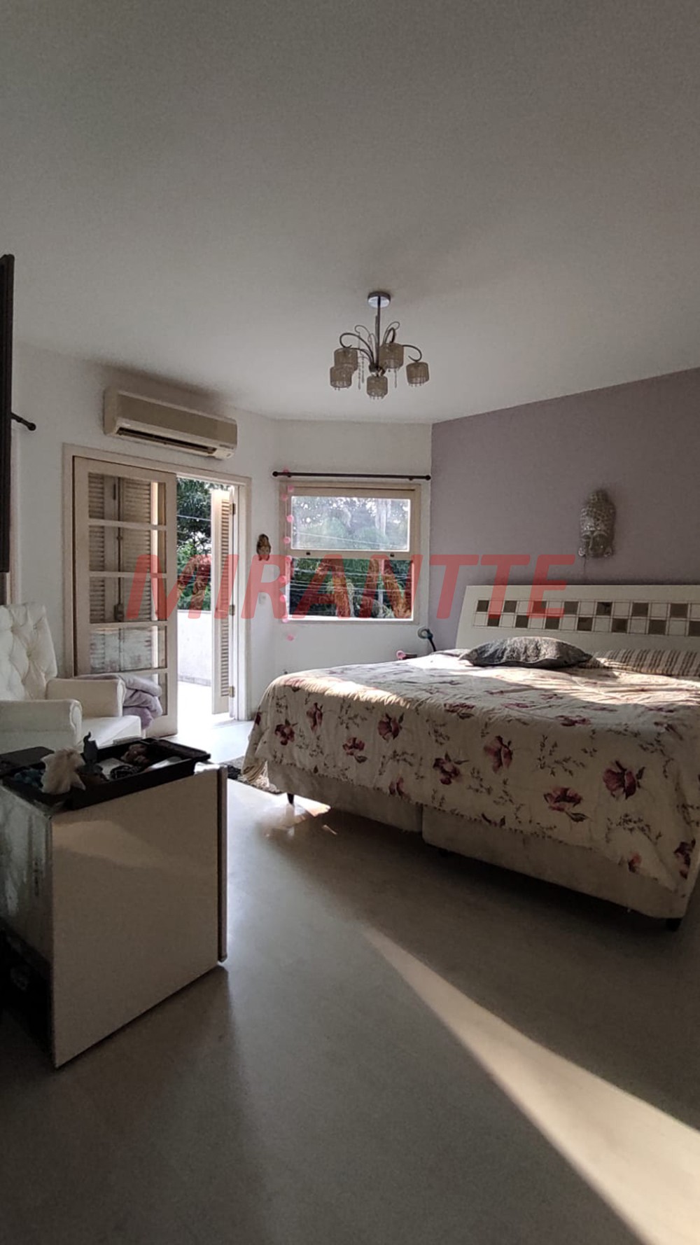 Sobrado de 400m² em Jardim Santa Helena