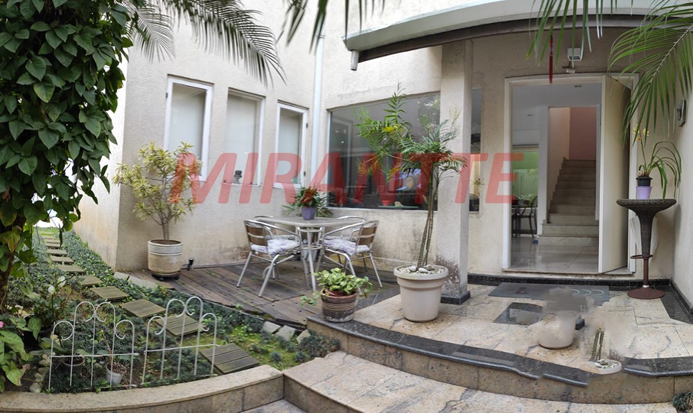 Sobrado de 400m² em Jardim Santa Helena