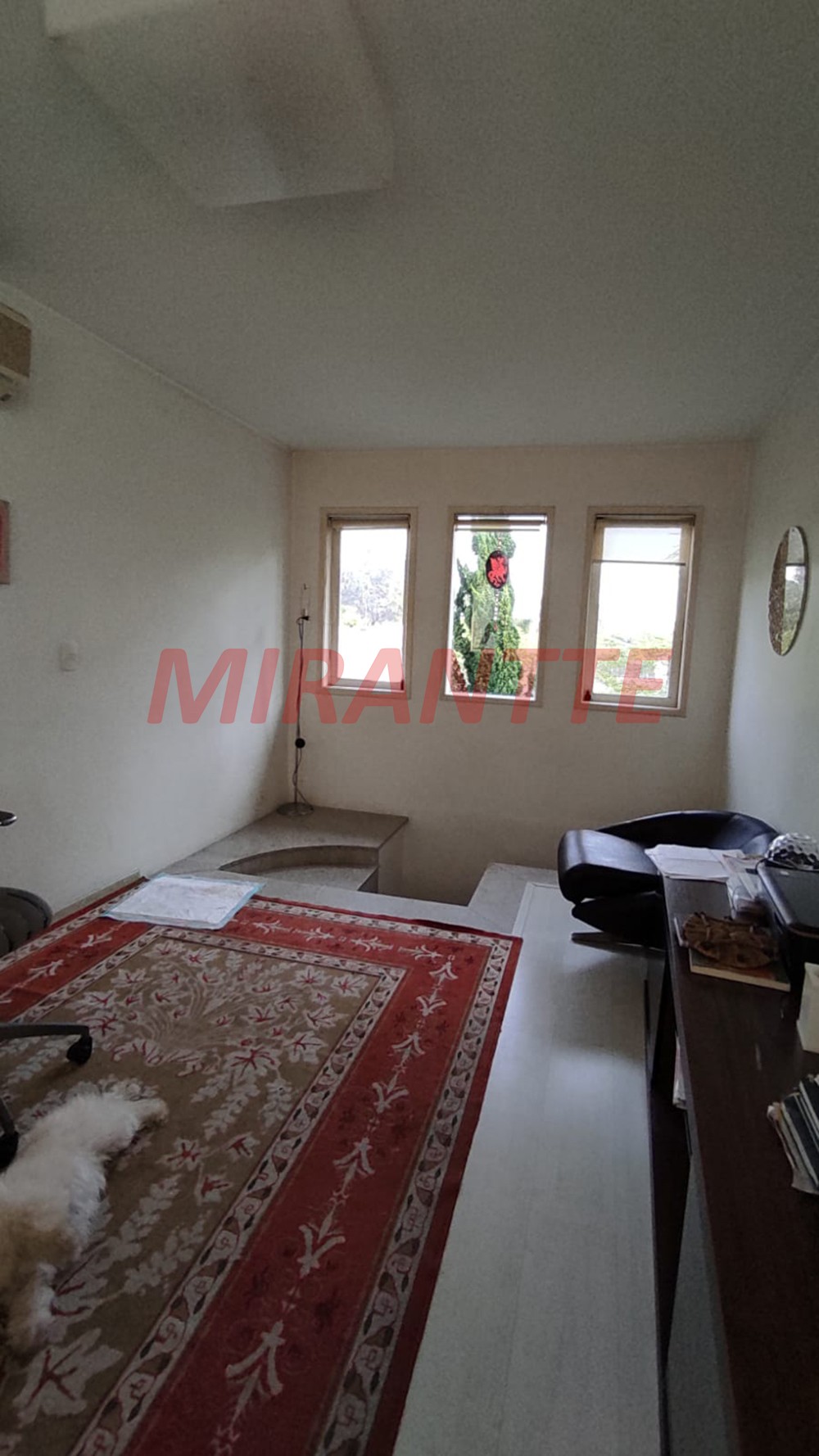 Sobrado de 400m² em Jardim Santa Helena
