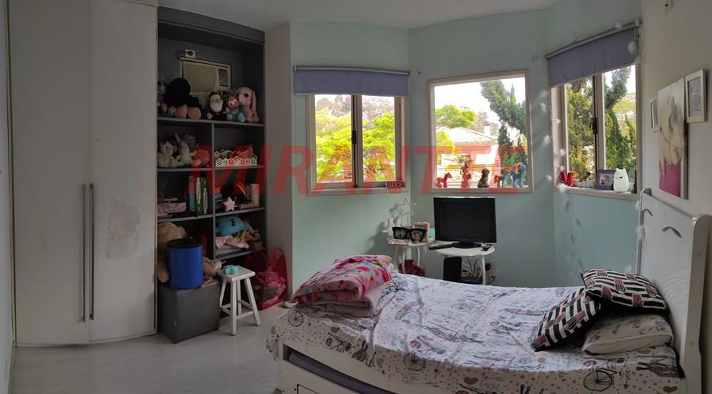 Sobrado de 400m² em Jardim Santa Helena