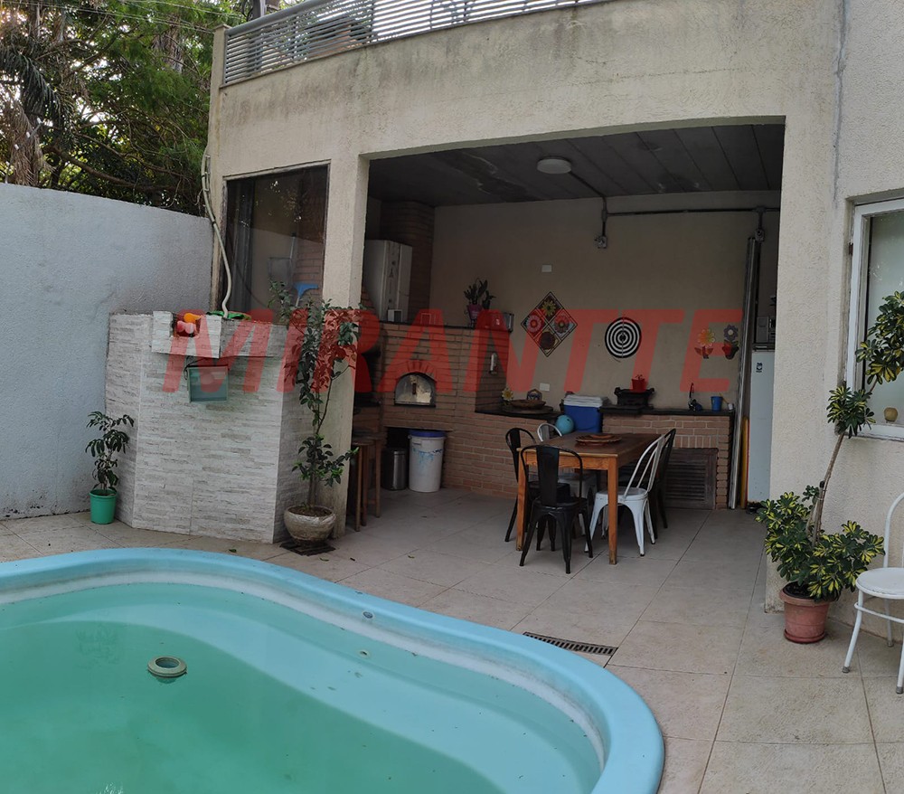 Sobrado de 400m² em Jardim Santa Helena
