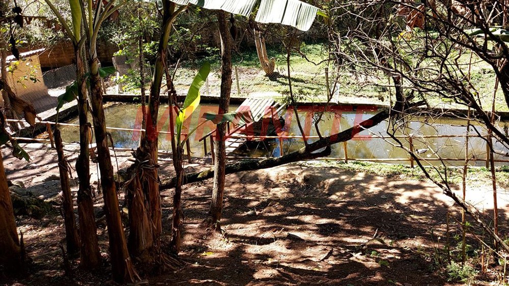 Chácara de 330m² com 2 quartos em Serra da Cantareira