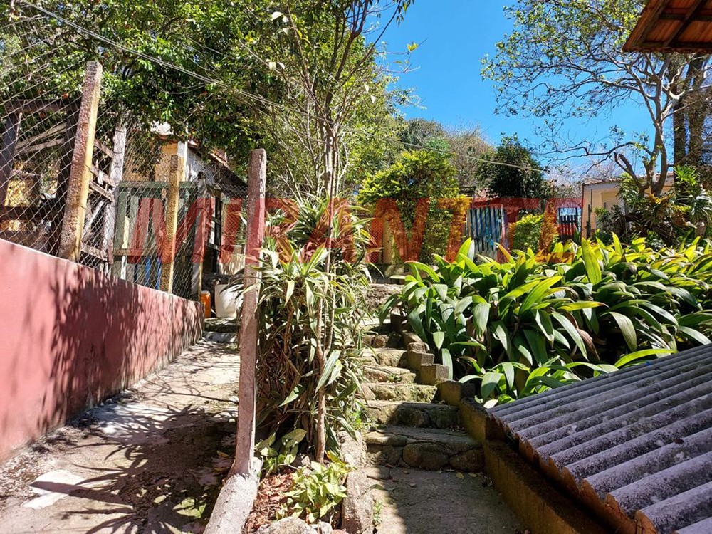 Chácara de 330m² com 2 quartos em Serra da Cantareira