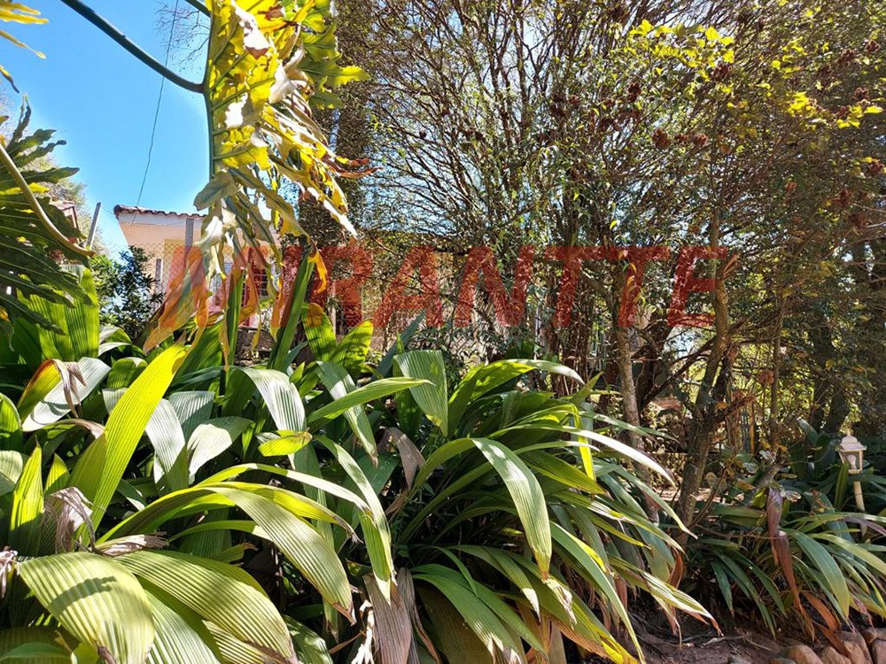 Chácara de 330m² com 2 quartos em Serra da Cantareira