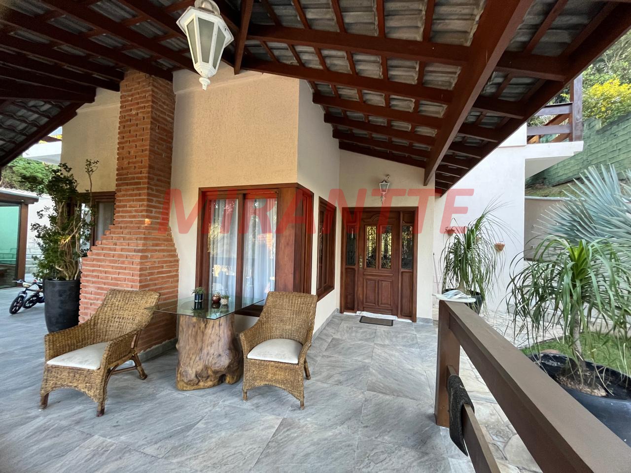 Sobrado de 470m² com 3 quartos em Serra Da Cantareira