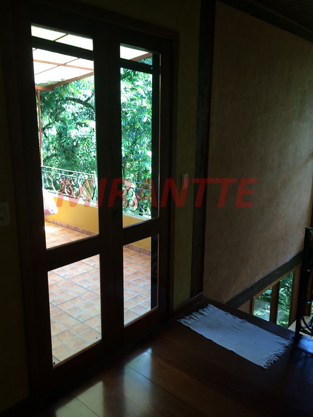 Sobrado de 350m² com 4 quartos em Serra da Cantareira