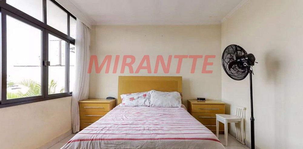 Sobrado de 193m² com 4 quartos em Vila Maria Alta