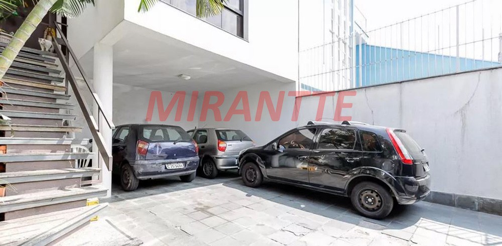 Sobrado de 193m² com 4 quartos em Vila Maria Alta