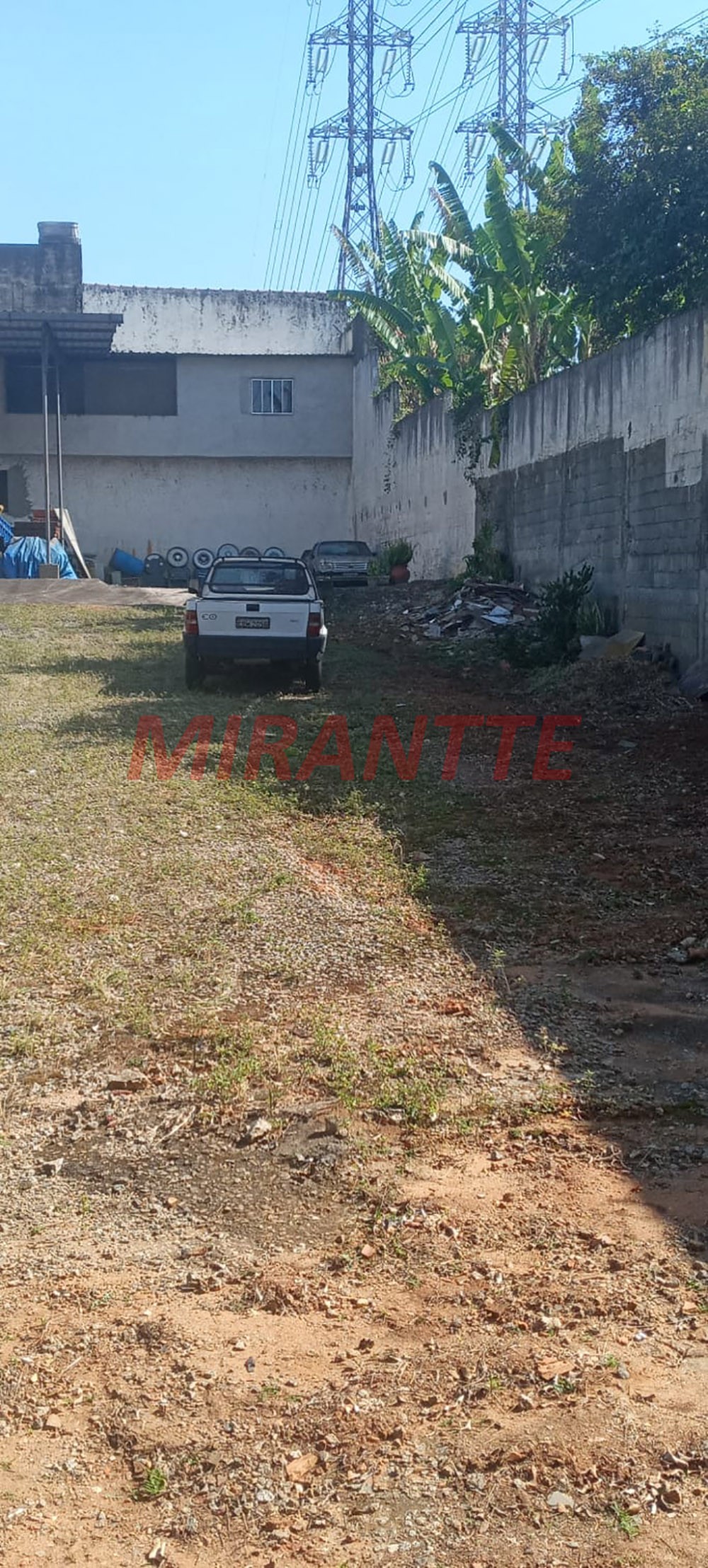 Terreno de 973m² em Vila Isolina Mazzei