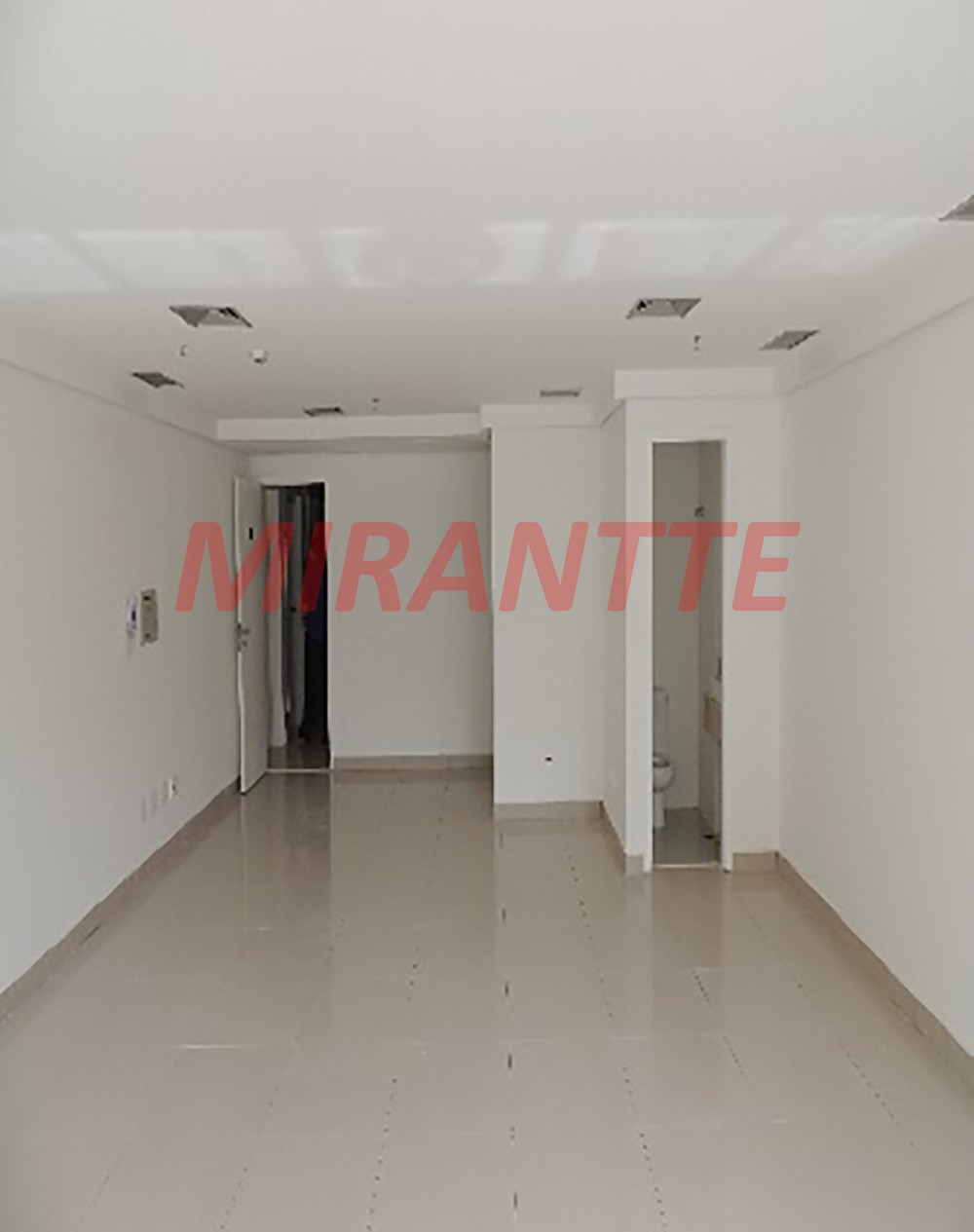 Comercial de 50m² em Santa Cecilia