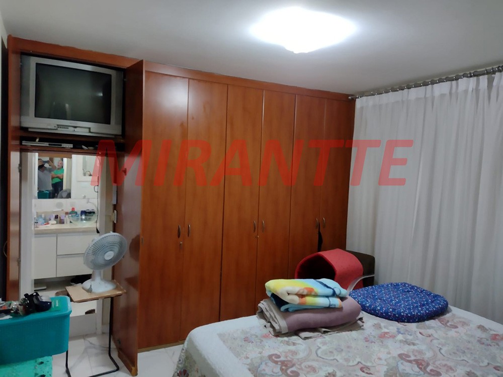 Sobrado de 135m² com 3 quartos em Parque Vitória
