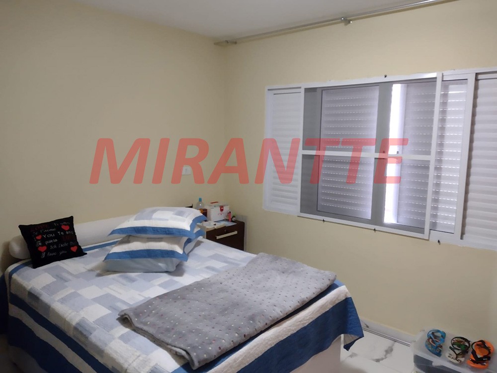 Sobrado de 135m² com 3 quartos em Parque Vitória