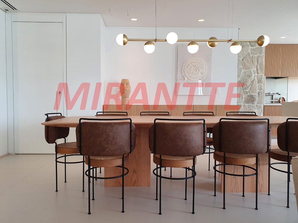 Apartamento com 4 quartos em Vila Nova Conceição